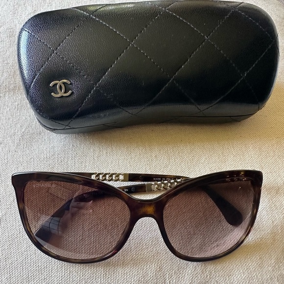 CHANEL Chain Sunglasses 5352 - Picture 3 of 4